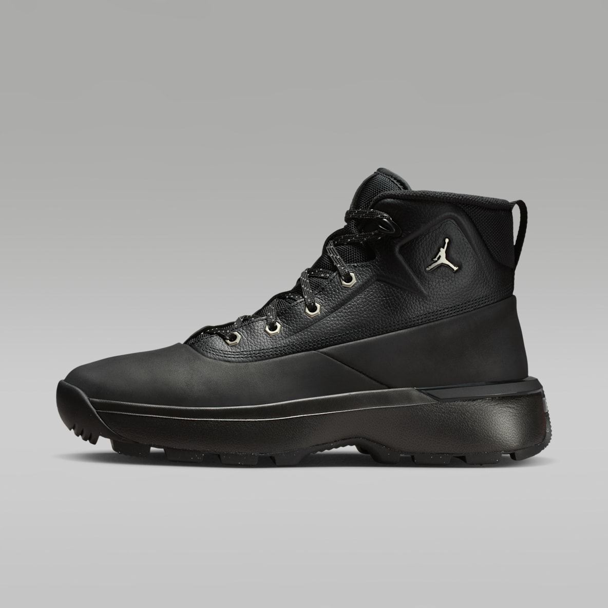 Jordan Black Shoes. Nike JP